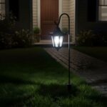 Solarna lampa fenjer